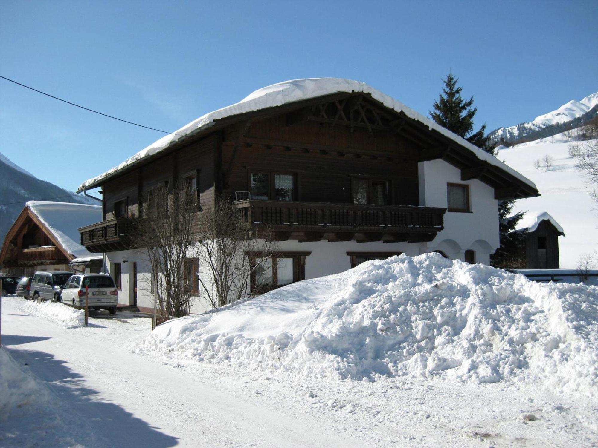 Apartment Near The Arlberg Ski Area Pettneu am Arlberg Esterno foto