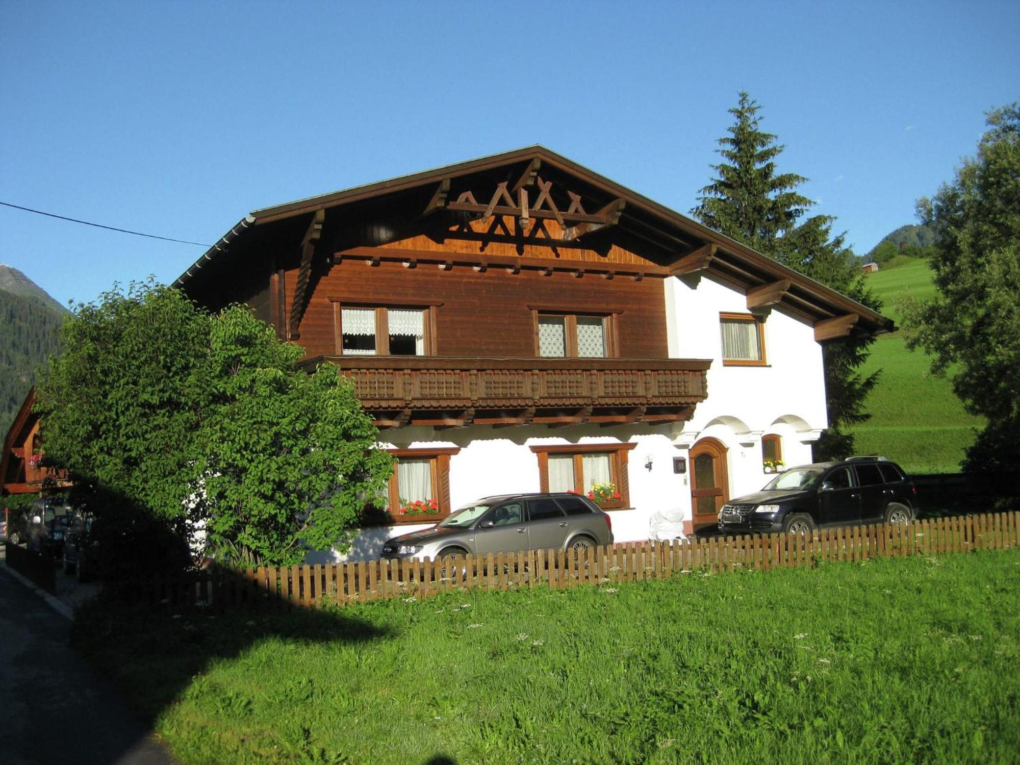 Apartment Near The Arlberg Ski Area Pettneu am Arlberg Esterno foto