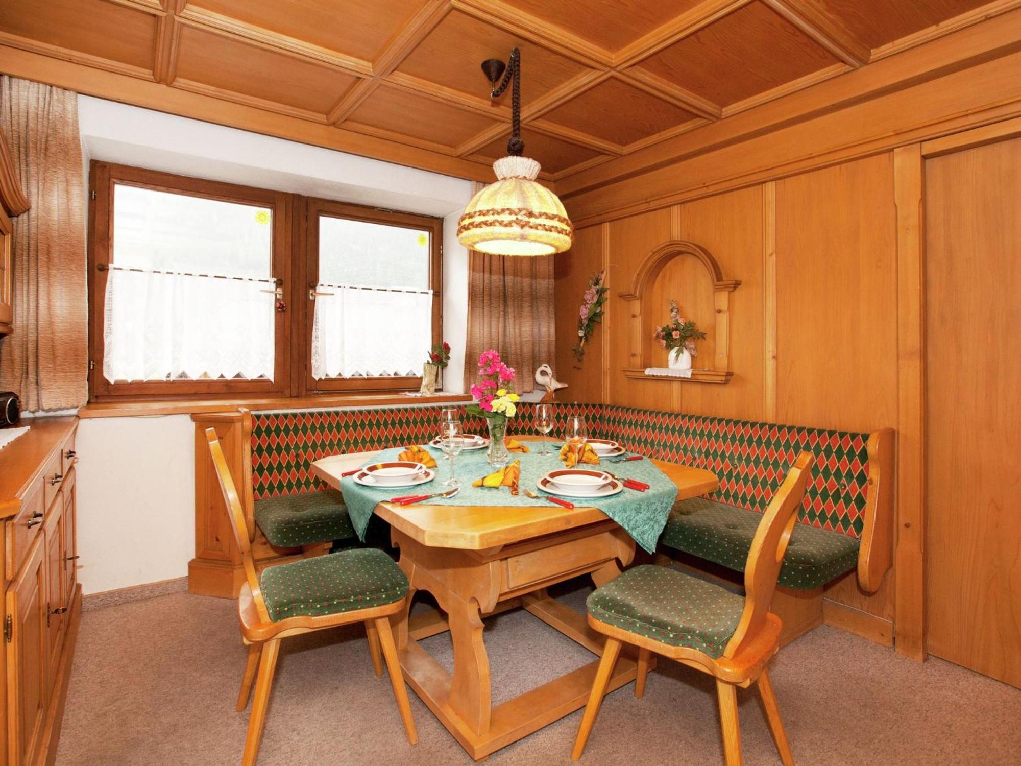Apartment Near The Arlberg Ski Area Pettneu am Arlberg Esterno foto
